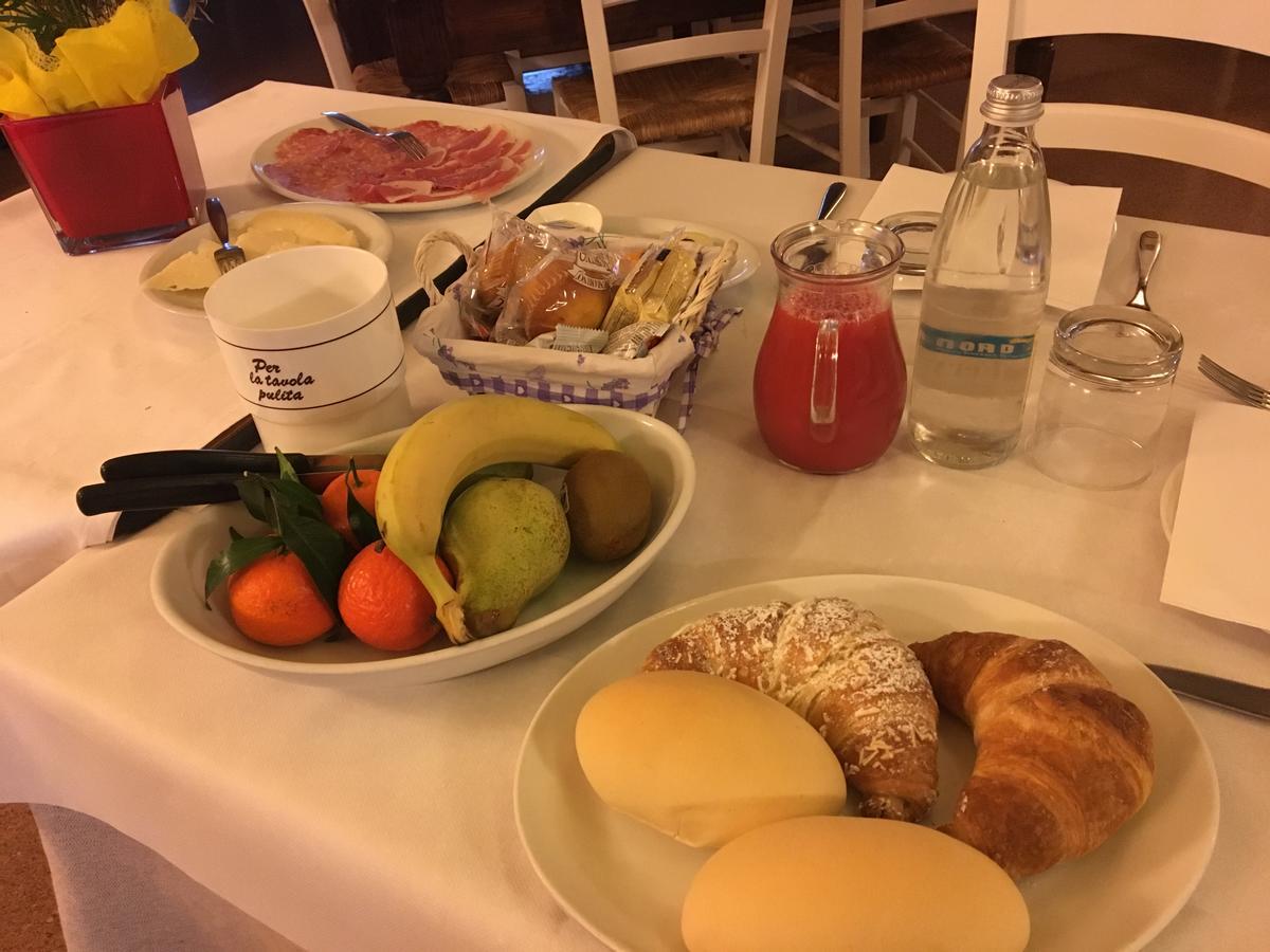 Locanda Ferrari Goro Eksteriør bilde